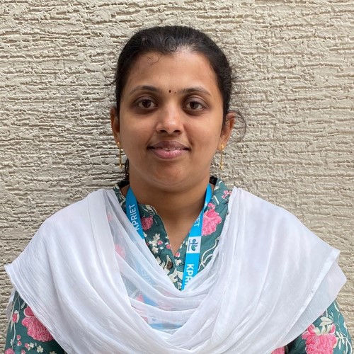 Dr.R.UMAPRIYA